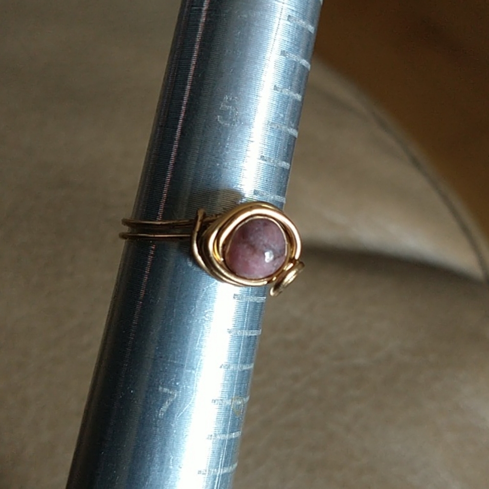 Hand crafted Rhodonite Wire Wrapped Ring - Picture 4 of 5